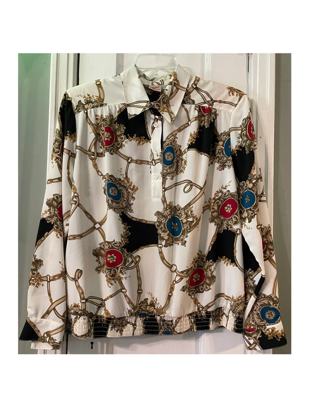 Vintage EUC Women's Cream Chain-Print Button Pullover Top